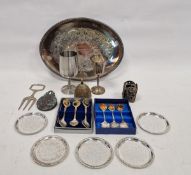 Quantity souvenir spoons and other plated items