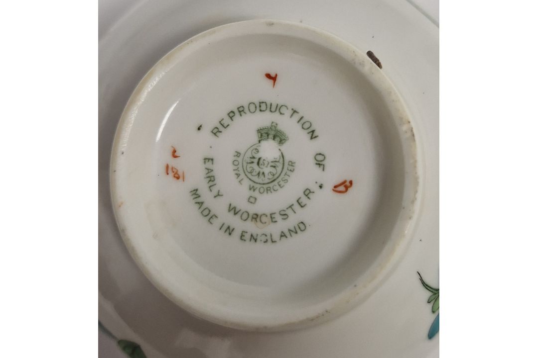 20th century Royal Worcester bone china part tea service, in the 18th century style, printed with - Image 5 of 5