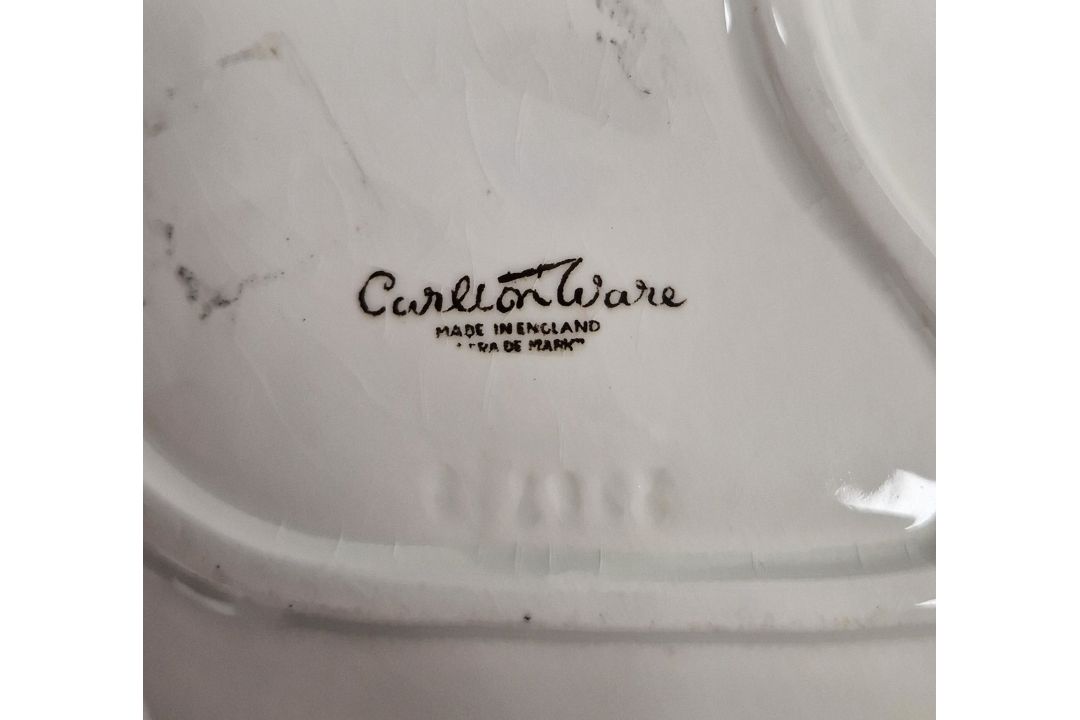 Collection of Art Deco and mid-century ceramics including two Flamingo pattern triangular-shaped - Image 3 of 4