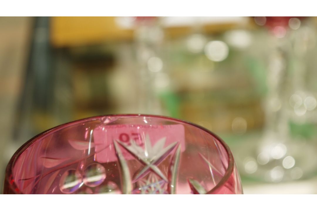 Set of coloured flashed and engraved drinking glasses, 20th century, cut and engraved with - Image 3 of 6