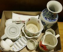 Royal Cauldron 'Victoria' part tea and coffee service, Limoges part tea service, Frank Haviland,