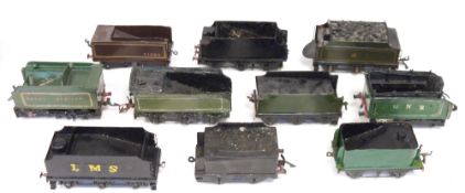 Quantity of O gauge tenders to include Hornby, Bassett Lowke, etc (most look repainted) (10)