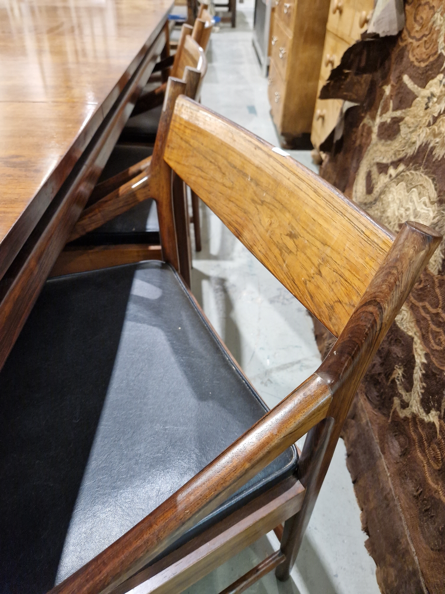 20th century McIntosh rosewood dining room suite, comprising an extending dining table with integral - Image 28 of 32