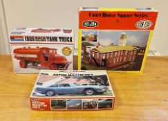 A Hel-Jan building set 'Court House Square HO906 the Tombstone Courthouse, authentic replica in