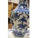 Two table lamps in the form of owls and a modern Chinese blue and white table lamp with floral - Image 5 of 8