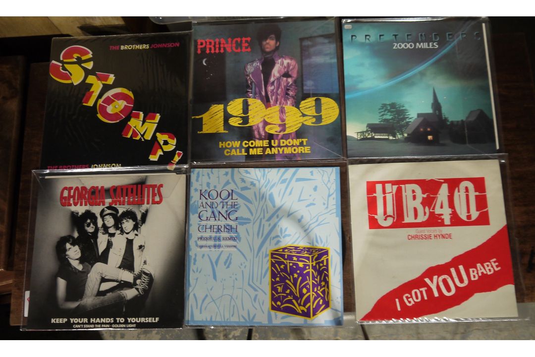 Collection of mainly 1980s 12" singles including the Brothers Johnson, The Pretenders, Ebony - Image 3 of 9