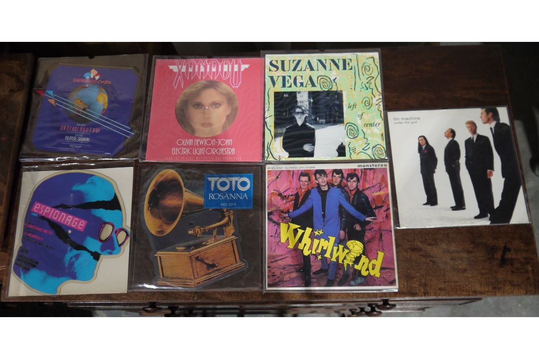 Collection of mainly 1980s 12" singles including the Brothers Johnson, The Pretenders, Ebony - Image 2 of 9