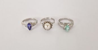 18ct gold, pearl and white stone cluster ring size M, 18ct white gold blue stone and diamond dress