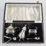 Elizabeth II silver-cased condiment set, assorted date codes, predominantly with date letter E,