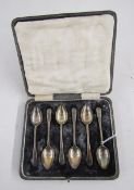 Set of six Old English pattern teaspoons, Sheffield 1926, cased