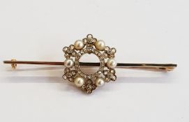 Gold, diamond and cultured pearl bar brooch, six pearls set on an openwork diamond encrusted hexagon
