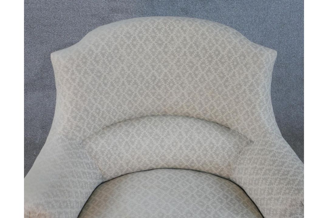 A 19th century mahogany framed nursing chair, upholstered in cream Dralon fabric raised on turned - Image 3 of 4