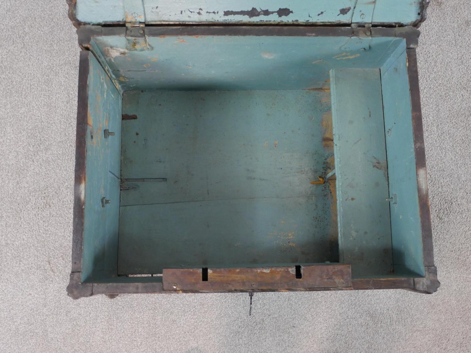 A late 18th/early 19th century carved oak twin handled rectangular box, possible bible box, raised - Image 6 of 7