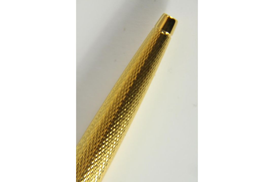 A mid 20th century boxed gold plated Dunhill rollerball pen. H.6 W.17.5 D.4cm. (box) - Image 9 of 10