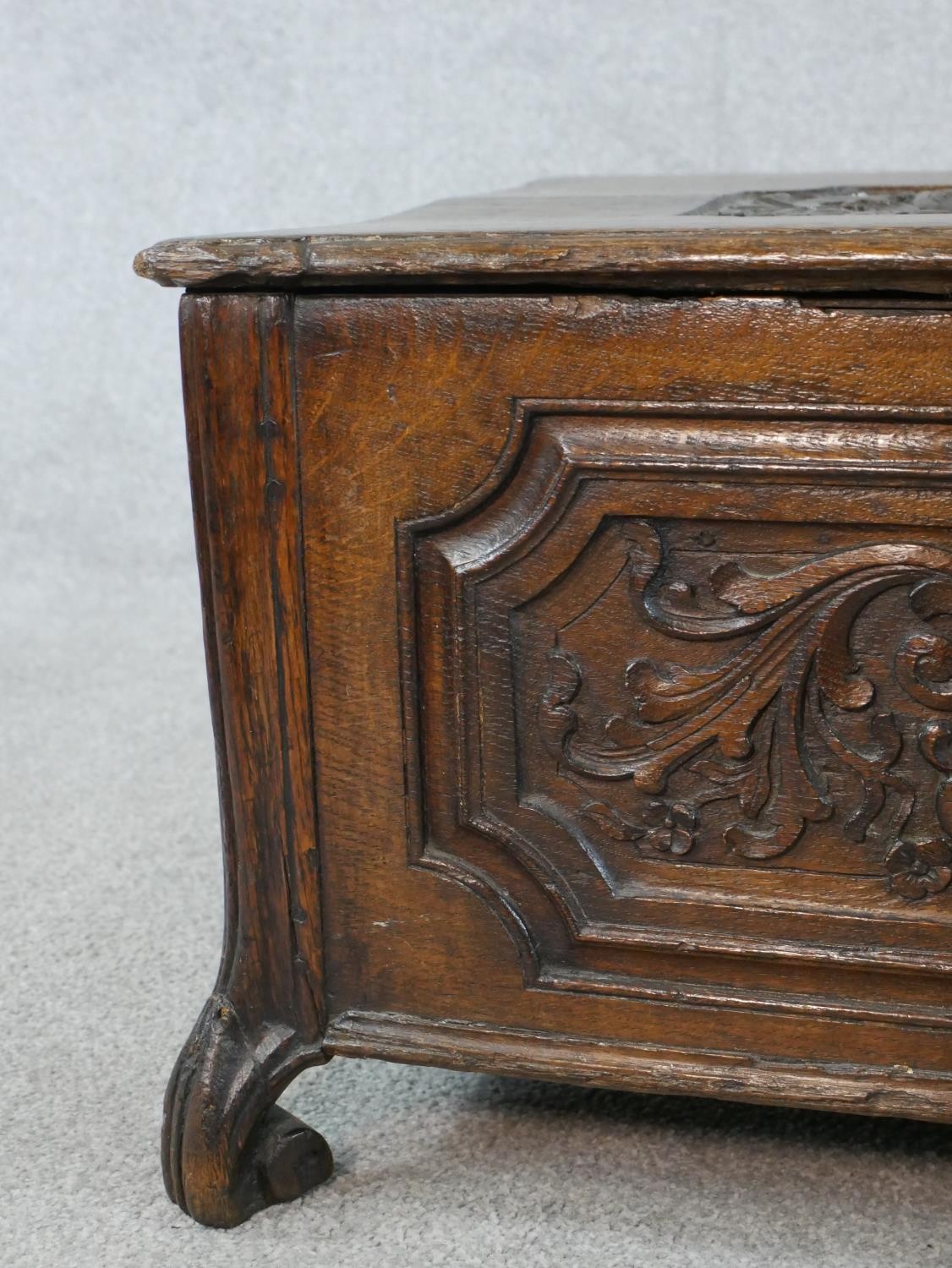 A late 18th/early 19th century carved oak twin handled rectangular box, possible bible box, raised - Image 3 of 7
