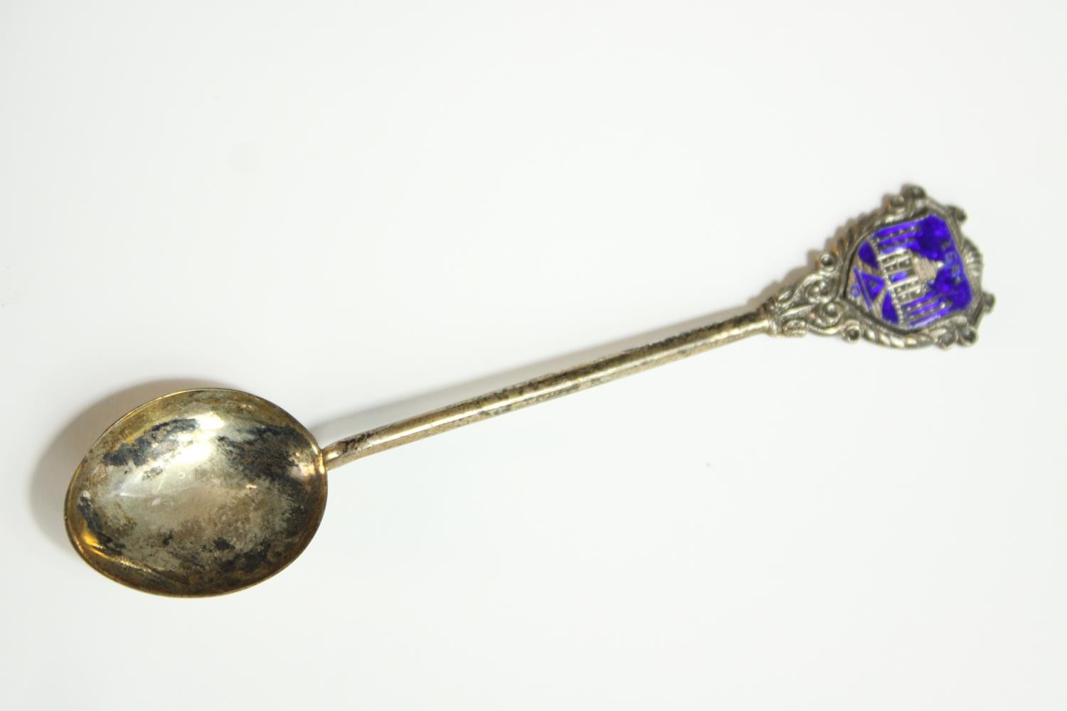 Two 20th century gilt and enamel egg ornaments, together with a small glass globular scent bottle - Image 8 of 10