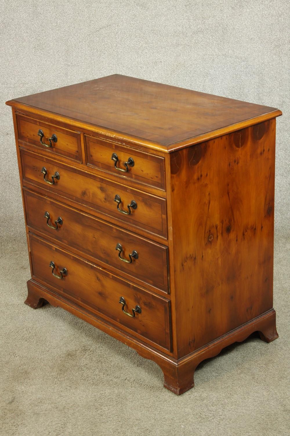A contemporary chest of two short over three long graduating drawers with brass swing handles raised - Image 4 of 8
