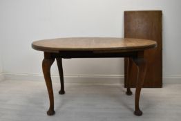 Dining table, C.1900 mahogany extending. H.71 W.128 (+ext. 52cm) D.106 cm.