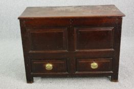 Coffer, 18th century country oak. H.80 W.110cm.