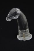 An Indian knife handle in the shape of a horses head. Glass. Twentieth century. H.12 cm.