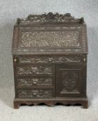 Bureau, late Victorian carved oak. H. 120 L. 89.