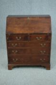 Bureau, Georgian style mahogany. H.99 W.81 D.42cm.