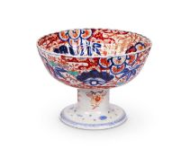 A 19TH CENTURY JAPANESE IMARI PORCELAIN BOWL