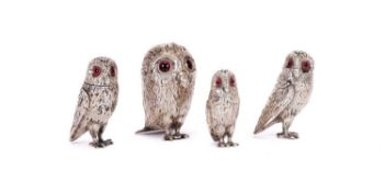 A SILVER OWL NOVELTY CRUET SET, LONDON, 1865