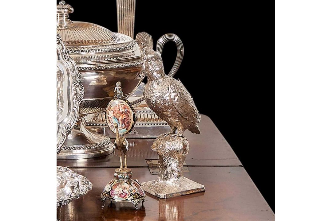 SILVER: A LATE 19TH CENTURY GERMAN CORPORATION CUP MODELLED AS A COCKATOO - Image 1 of 5