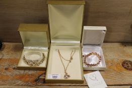 THREE VERONESE STYLE ITEMS OF COSTUME JEWELLERY COMPRISING A ROSE GOLD COLOURED PENDANT, MULTI