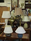 A COLLECTION OF SEVEN ASSORTED TABLE LAMPS
