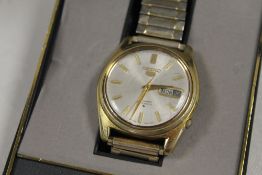A VINTAGE SEIKO AUTOMATIC WRISTWATCH