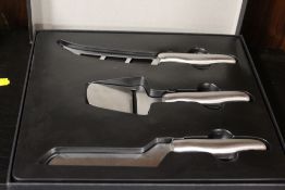 A CASED SET OF VINERS DUBARRY CLASSIC CUTLERY (NOT CHECKED) TOGETHER WITH A BOXED CHEESE SET (2)