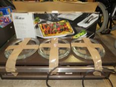 A PHILLIPS HOSTESS TRAY HEATER - HOUSE CLEARANCE AND ANOTHER (2)