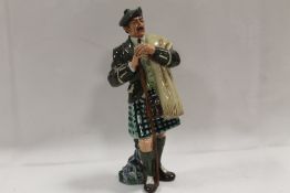A ROYAL DOULTON FIGURINE 'THE LAIRD' HN2361