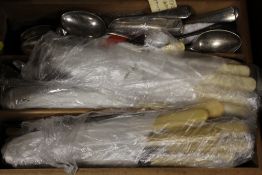 A SMALL TRAY OF CUTLERY