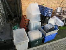 A LARGE QUANTITY OF ASSORTED PLASTIC CRATES, TRAYS ETC A/F