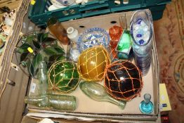 A TRAY OF ASSORTED GLASSWARE TO INC ANTIQUE BOTTLES ETC