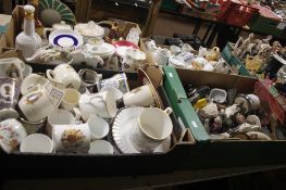 FOUR TRAYS OF ASSORTED CERAMICS TO INCLUDE COMMEMORATIVE MUGS (TRAYS NOT INCLUDED)
