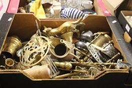 A TRAY OF METALWARE TO INCLUDE GLASS (TRAY NOT INCLUDED)