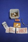 A TUB OF COLLECTABLE'S TO INCLUDE COINS, A WRIST WATCH, X2 10 SHILLING NOTES