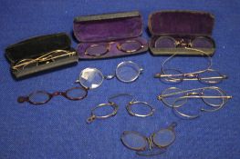 A COLLECTION OF VICTORIAN AND EDWARDIAN PINCE NEZ AND SPECTACLES