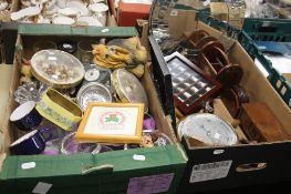 TWO TRAYS OF CERAMICS AND SUNDRIES TO INCLUDE THIMBLES (TRAYS NOT INCLUDED)