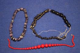 TWO HARD STONE NECKLACES WITH SILVER CLASPS AND A VINTAGE BEAD NECKLACE
