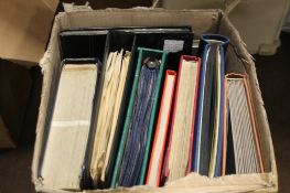 A QUANTITY OF ASSORTED STAMPS IN ALBUMS