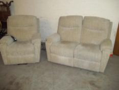 AN ELECTRIC RECLINER 2 PIECE SUITE