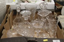 A TRAY OF GLASSWARE TO INCLUDE CUT GLASS ETC COMPRISING DECANTERS, CANDLE HOLDERS, VASES ETC