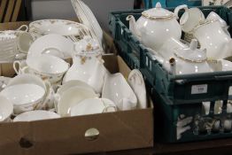 THREE TRAYS OF ASSORTED TEA AND DINNERWARE TO INCLUDE A QUANTITY OF DUCHESS 'ASCOT' PATTERN ITEMS