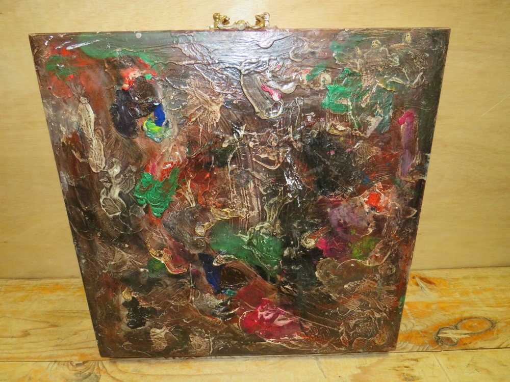A PAINTED BOX WITH ABSTRACT COMPOSITION - Image 4 of 4