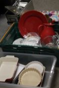 THREE TRAYS OF ASSORTED KITCHENWARE TO INC PRO COOK AND LE CRUESET, PYREX ETC